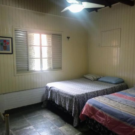 Villa Casa Unica Com Piscina E Lareira A 1,2 Km Do Centro à Chapada dos Guimarães Extérieur photo
