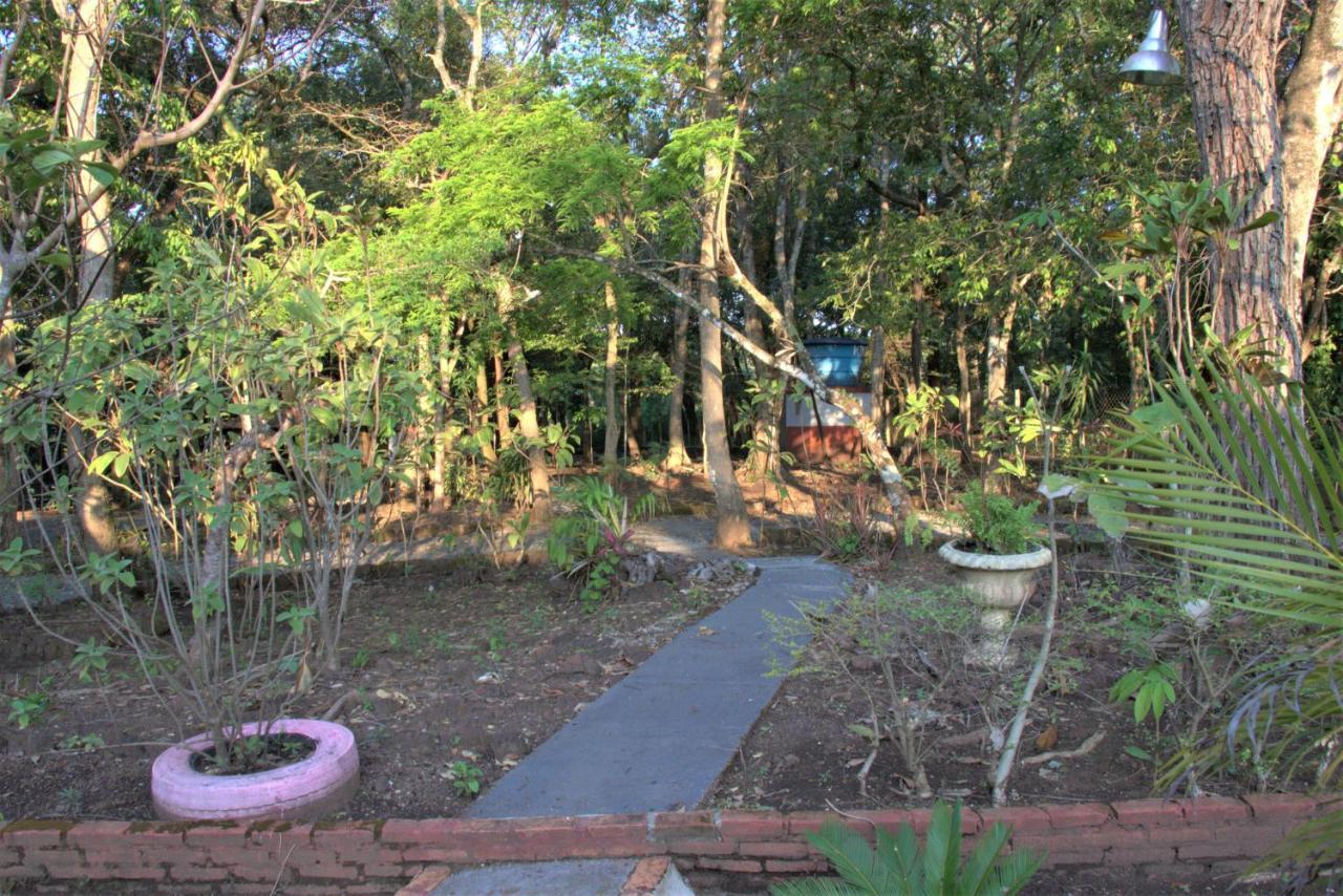 Villa Casa Unica Com Piscina E Lareira A 1,2 Km Do Centro à Chapada dos Guimarães Extérieur photo