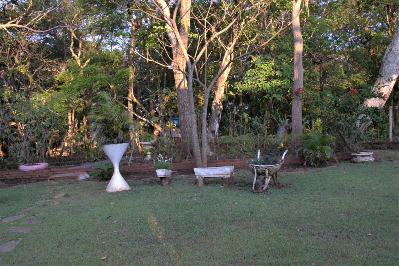 Villa Casa Unica Com Piscina E Lareira A 1,2 Km Do Centro à Chapada dos Guimarães Extérieur photo